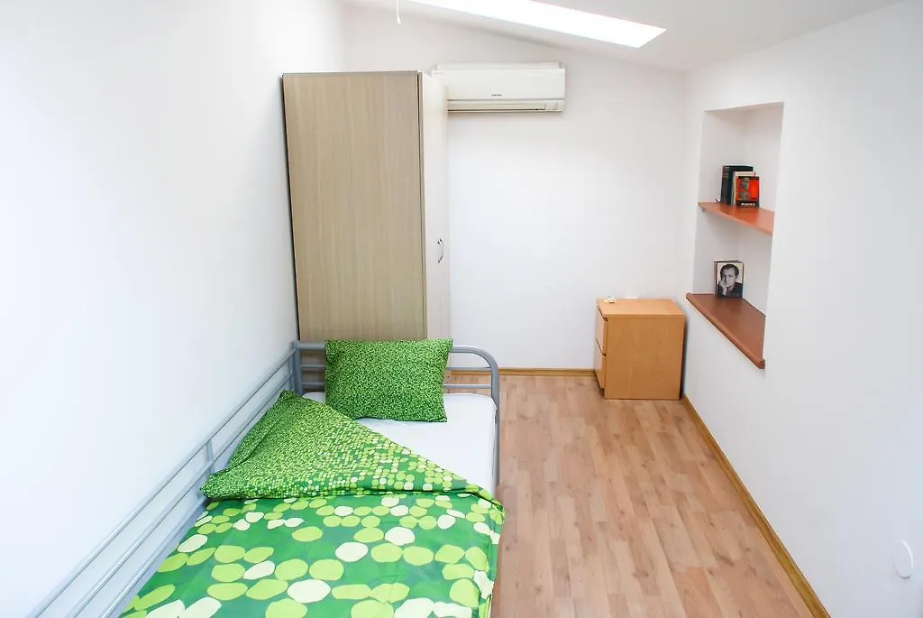 Vatra Accommodation Bucharest Гостевой дом