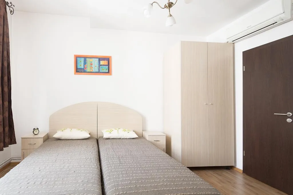 Гостевой дом Vatra Accommodation Bucharest